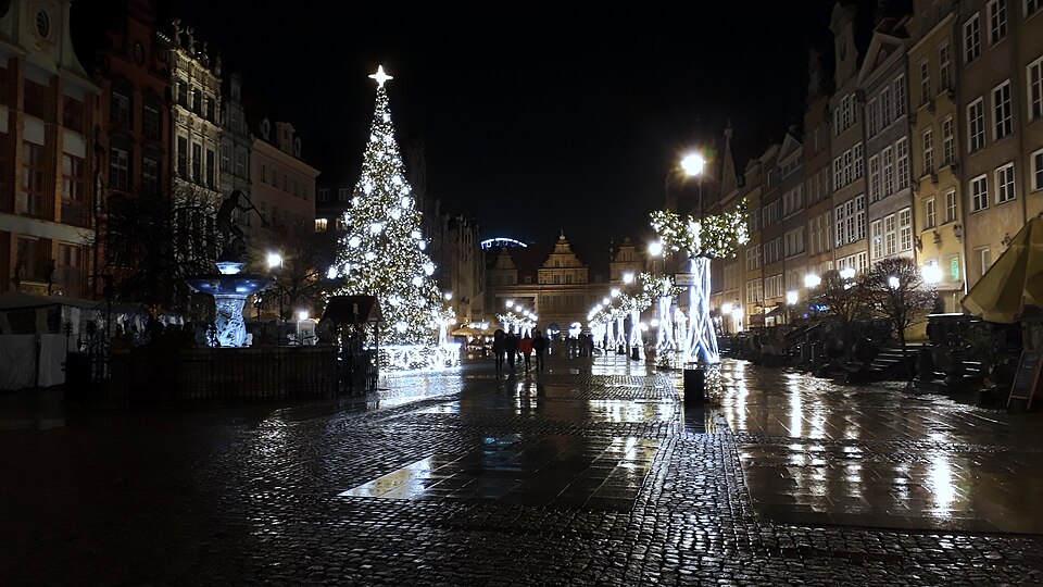 Zdjęcie ilustracyjne: Gdańsk Długi Targ 20180102 2054 ubt.jpg