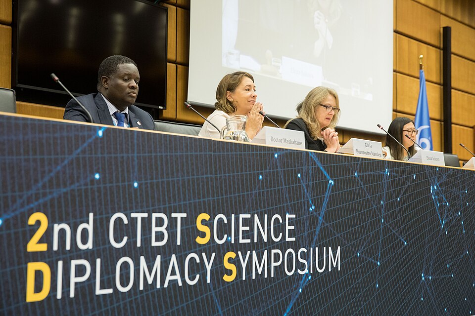 Zdjęcie ilustracyjne: 2nd CTBT Science Diplomacy Symposium (41680523354).jpg