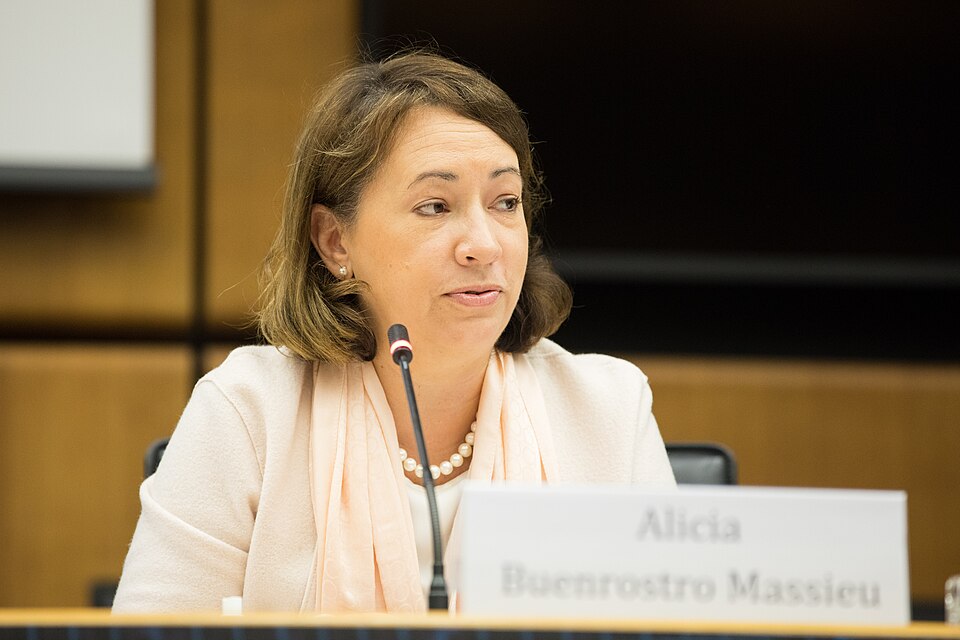 Zdjęcie ilustracyjne: Alicia Buenrostro Massieu, 2nd CTBT Science Diplomacy Symposium (40595645080).jpg