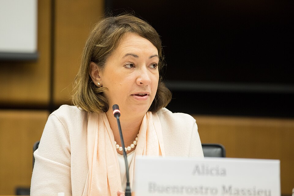 Zdjęcie ilustracyjne: Alicia Buenrostro Massieu, 2nd CTBT Science Diplomacy Symposium (41680522464).jpg