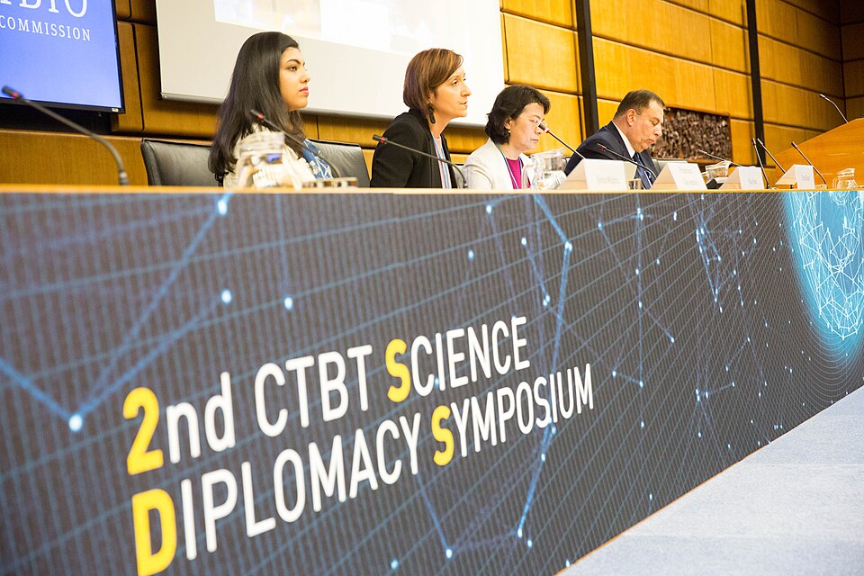 Zdjęcie ilustracyjne: 2nd CTBT Science Diplomacy Symposium (28466562208).jpg
