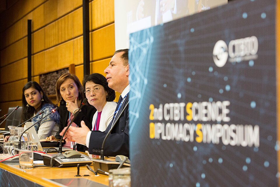 Zdjęcie ilustracyjne: 2nd CTBT Science Diplomacy Symposium (28466561838).jpg