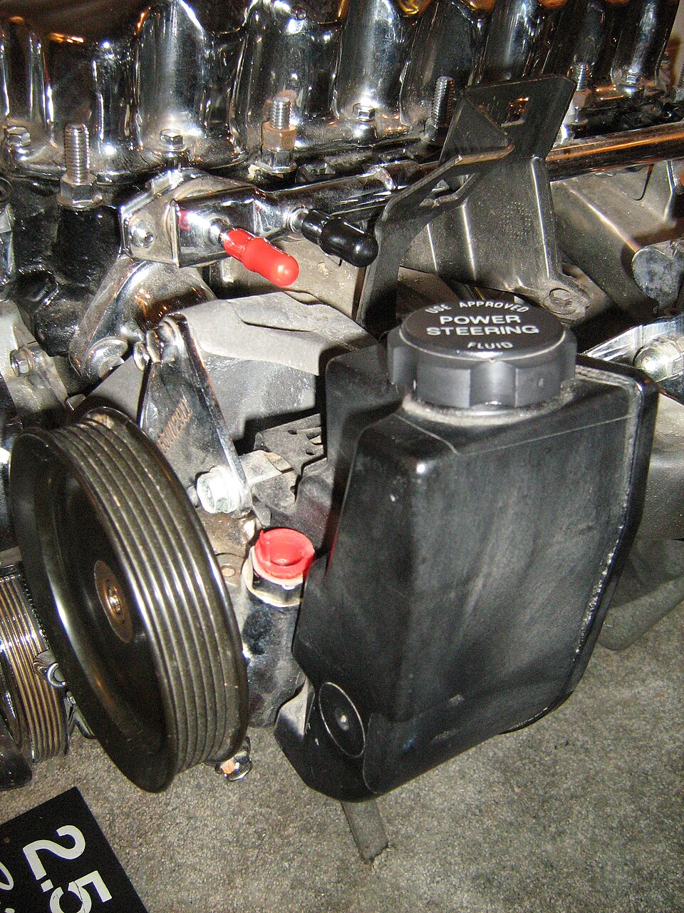 Zdjęcie ilustracyjne: Jeep 2.5 liter 4-cylinder engine chromed h.jpg
