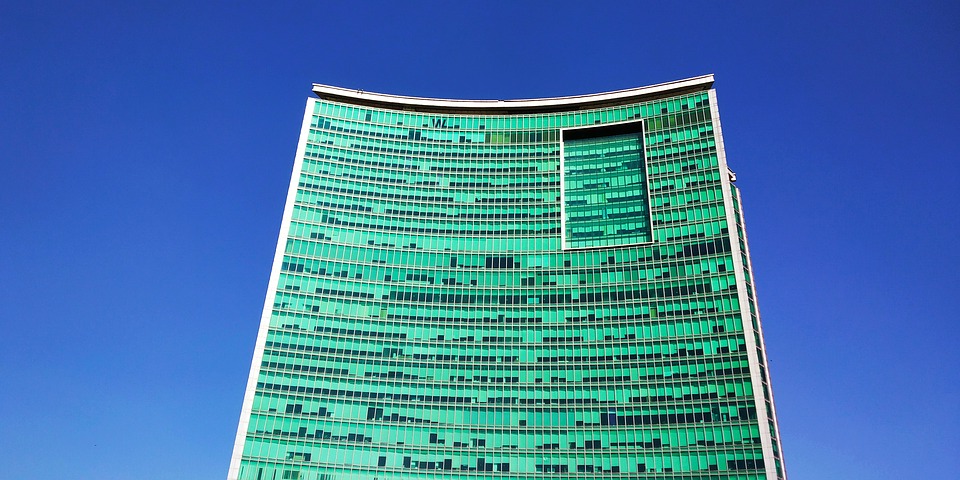 Zdjęcie ilustracyjne: World Trade Centre Landscape Building Bangalore (48186392382).jpg
