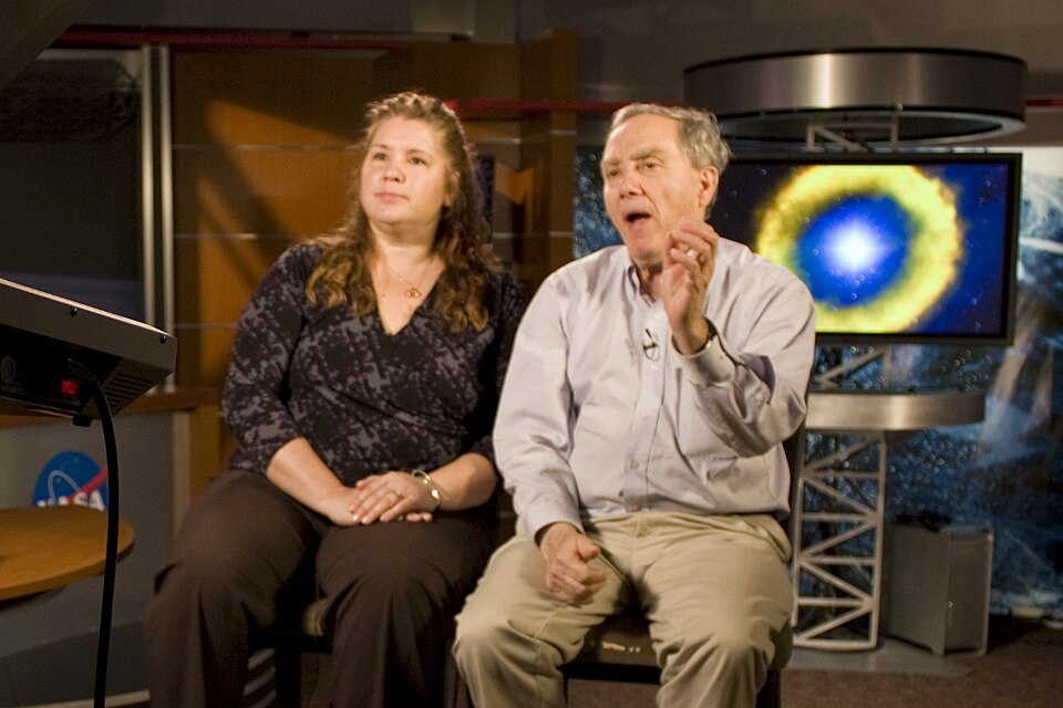 Zdjęcie ilustracyjne: 100 Hours of Astronomy Webcast.jpg