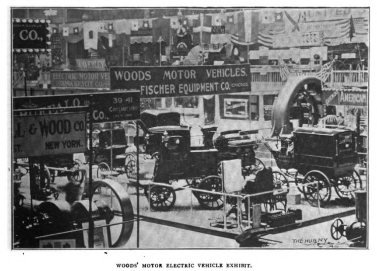 Zdjęcie ilustracyjne: Woods' Motor Electric Vehicle Exhibit from the May 1899 Electric Show at Madison Square Gardens.jpg