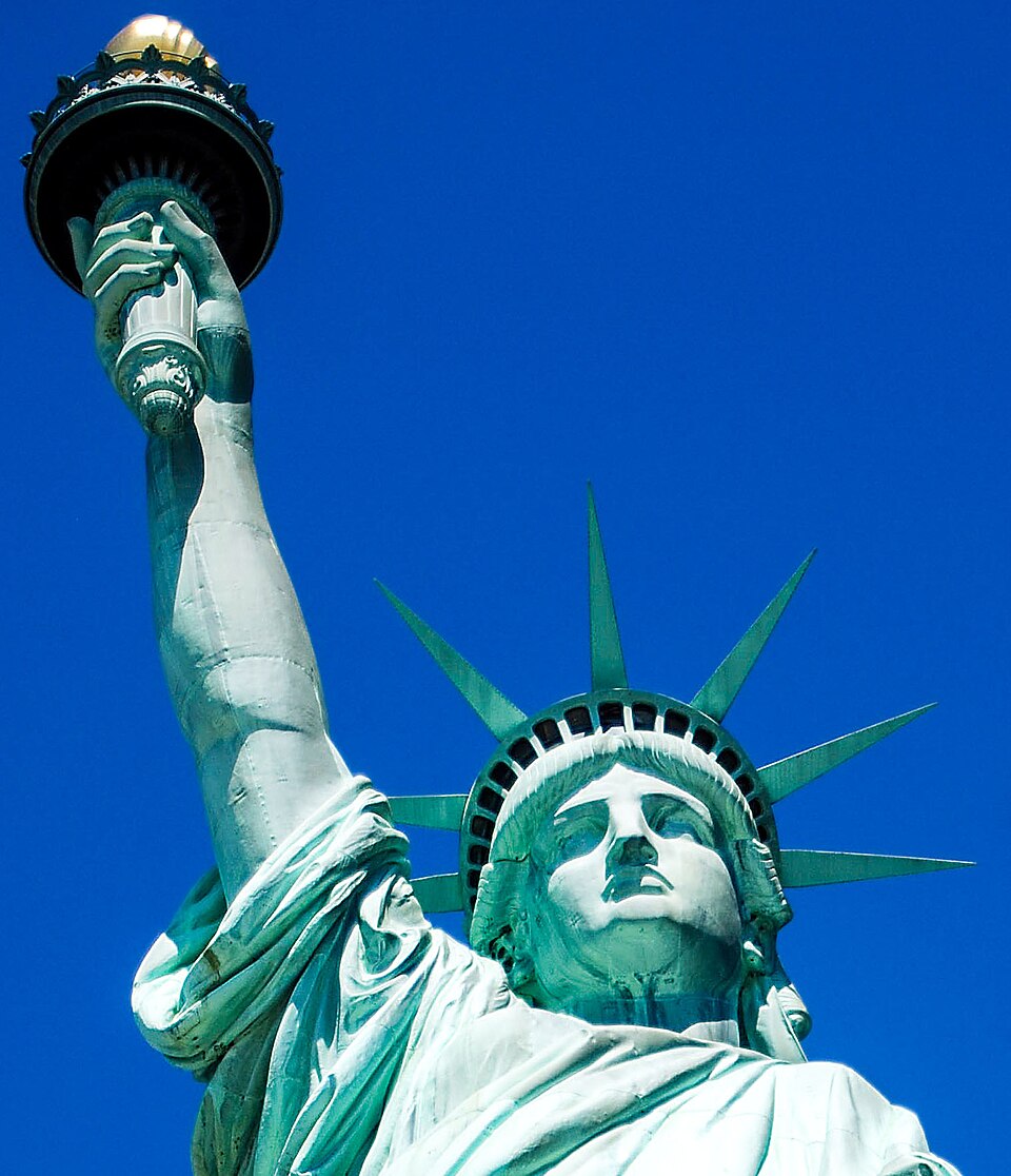 Zdjęcie ilustracyjne: Statue of Liberty -- Liberty Island (NY) April 2016 (26714239335).jpg
