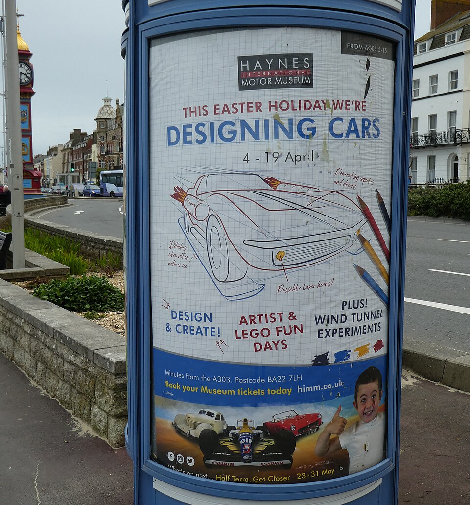 Zdjęcie ilustracyjne: Designing Cars (49655563311).jpg