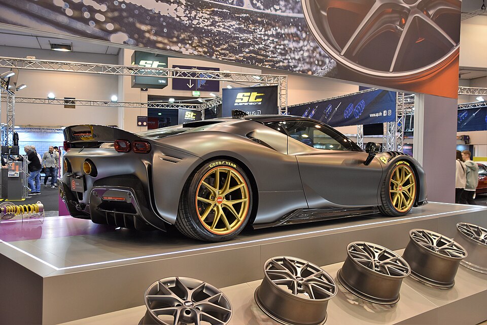 Zdjęcie ilustracyjne: Ferrari SF90 Stradale (2021) (52570942789).jpg