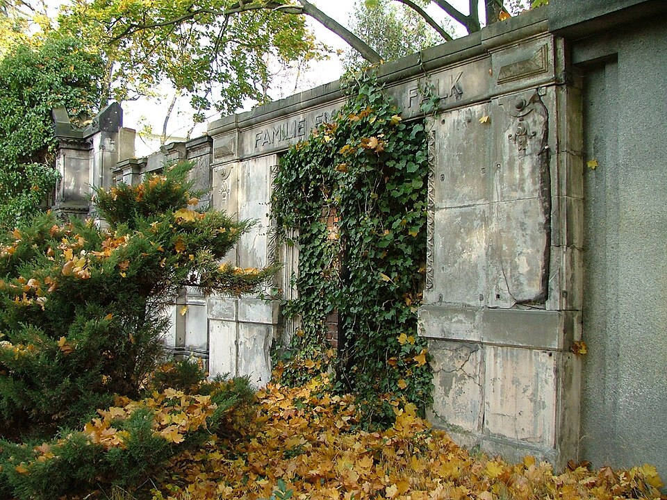 Zdjęcie ilustracyjne: Old Jewish Cemetery of Wroclaw (Poland) - German Grave6.jpg